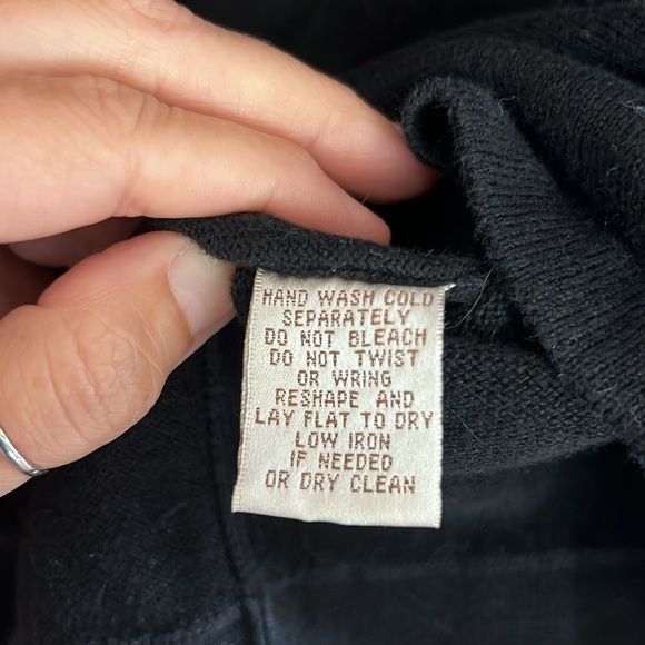 Vintage Baxter & Wells 3/4 Sleeve Black Cardigan with Cardinals Embroidered XL - Picture 5 of 10